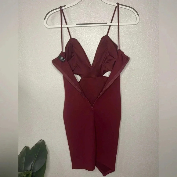 ☀️Windsor Cut Out Dress - Picture 4 of 8